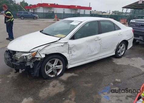 2014 Toyota Camry Se из США, поврежденный, VIN 4T1BF1FK8EU379332